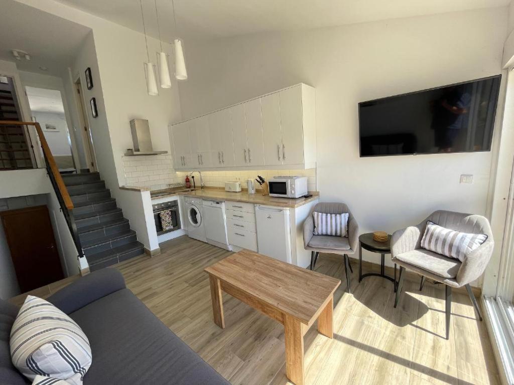 Seaside View Apartment エステポナ エクステリア 写真