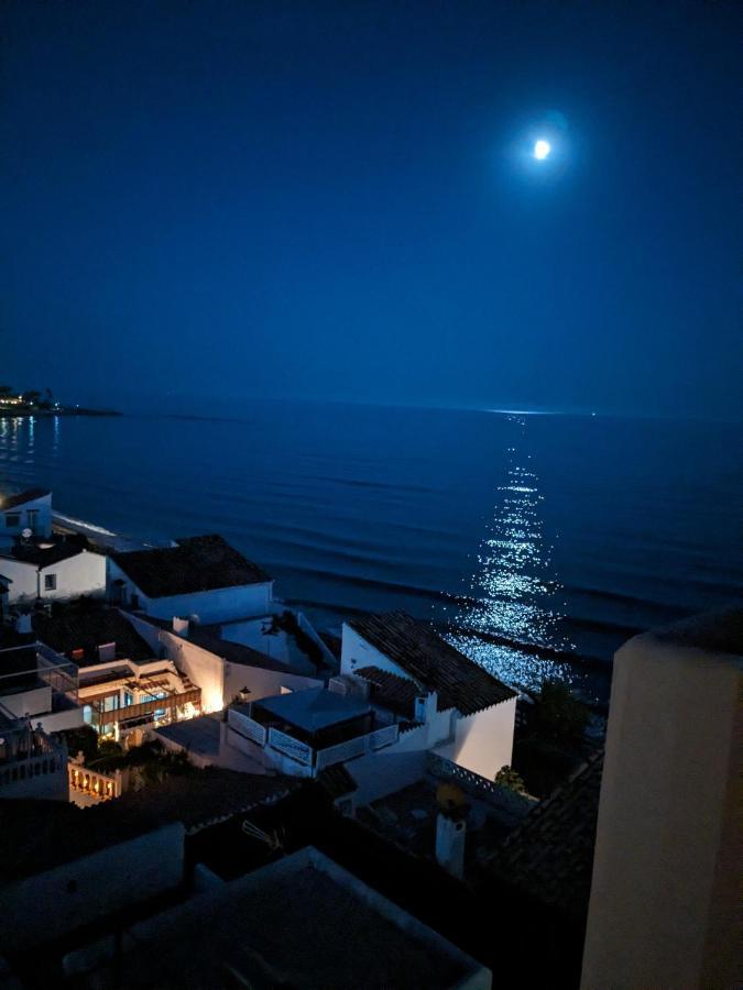 Seaside View Apartment エステポナ エクステリア 写真